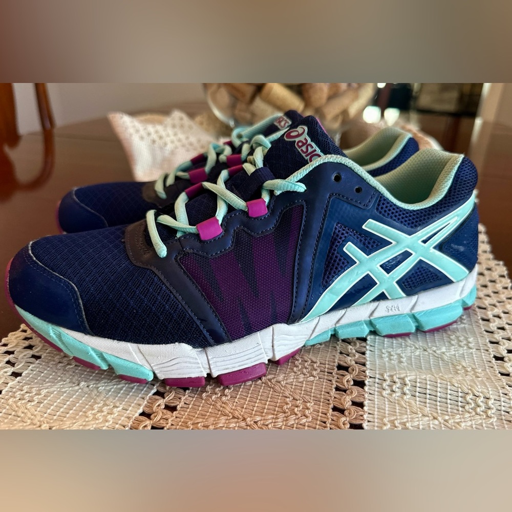 ASICS Running Shoes. Navy/Purple. 9.5